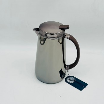 ترمس أنيق بتصميم عصري يجمع بين البساطة والفخامة، مصنوع من هيكل معدني 500ملي 