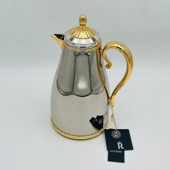 ترمس أنيق بتصميم عصري يجمع بين البساطة والفخامة، مصنوع من هيكل معدني.1.3لتر 