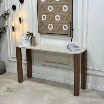 كنسول خشبي بتصميم عصرى ومميز