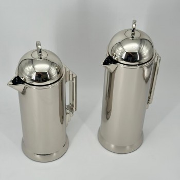 طقم  ترمس  شاي وقهوة أنيق يجمع بين التصميم العصري والانيق 