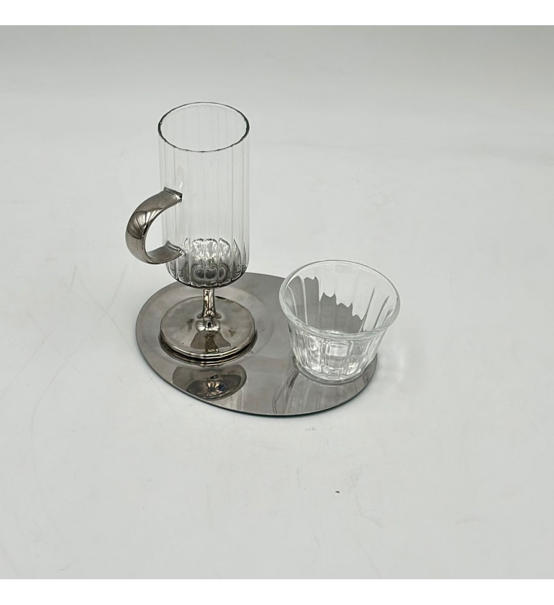 طقم كاسات وفناجين مع الصحن 18قطعه