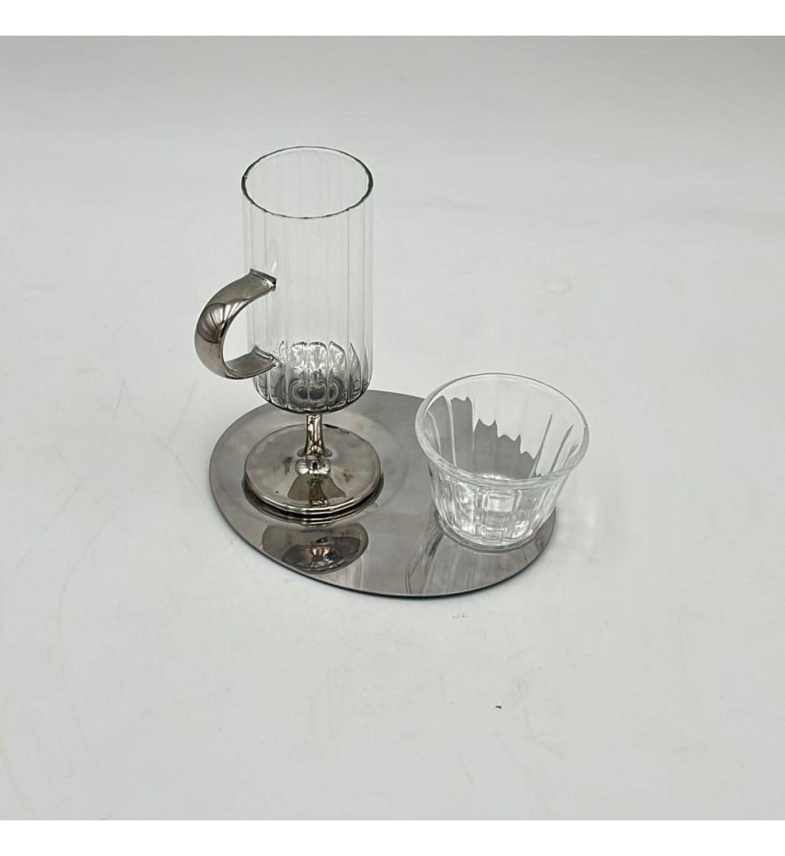 طقم كاسات وفناجين مع الصحن 18قطعه