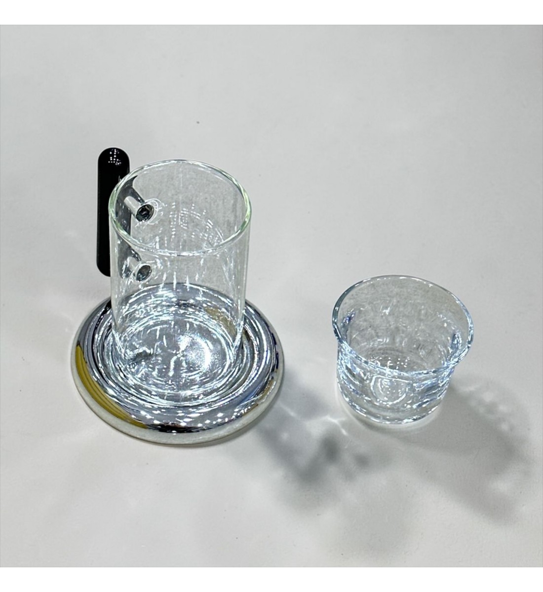 طقم كاسات وفناجين مع الصحن 18قطعه