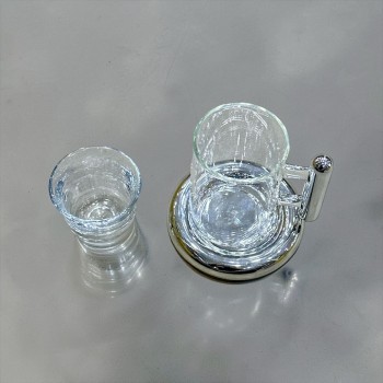 طقم كاسات وفناجين مع الصحن 18قطعه