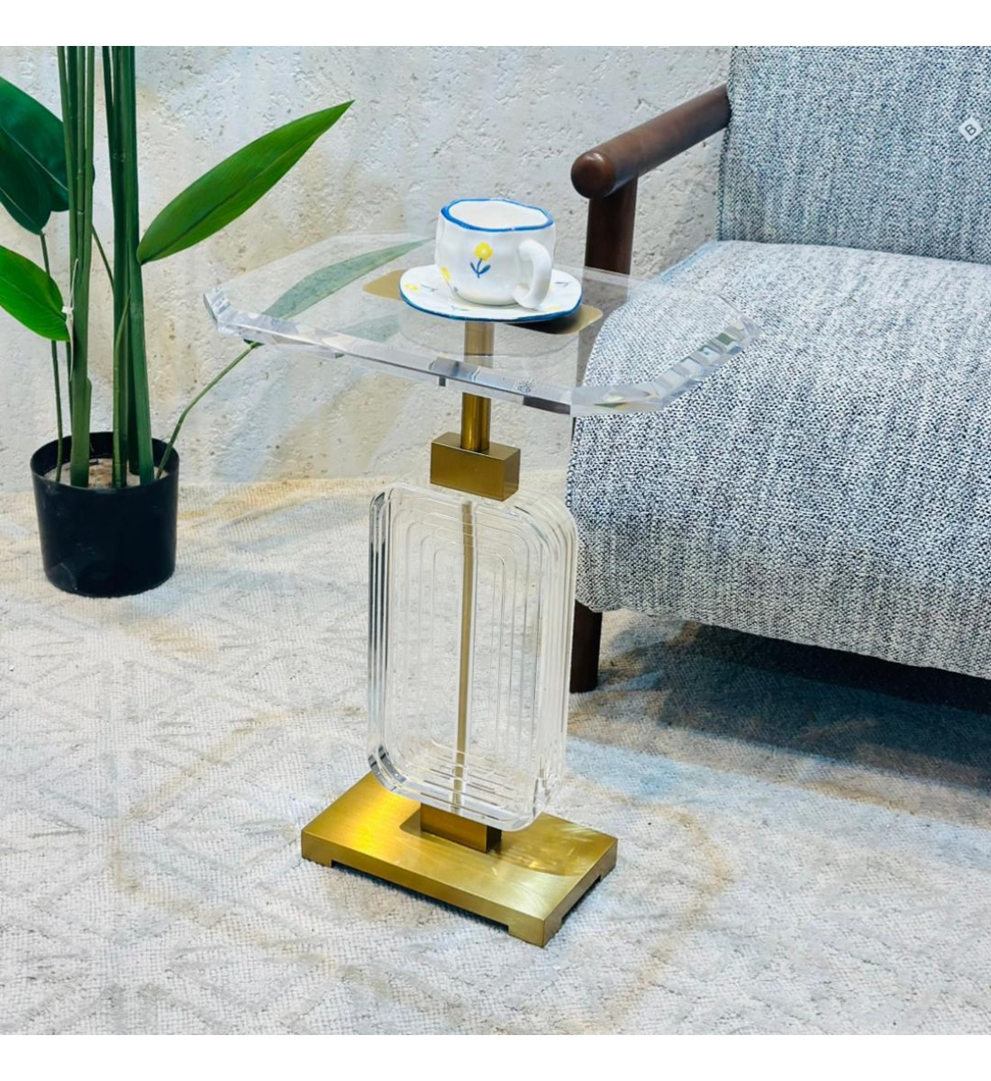  طاولة جانبية فاخرة بتصميم عصري أنيق 35×35×57سم 