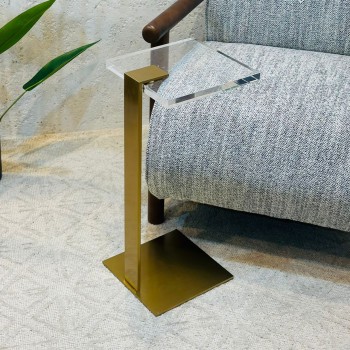  طاولة جانبية فاخرة بتصميم عصري أنيق 25×25×60سم 