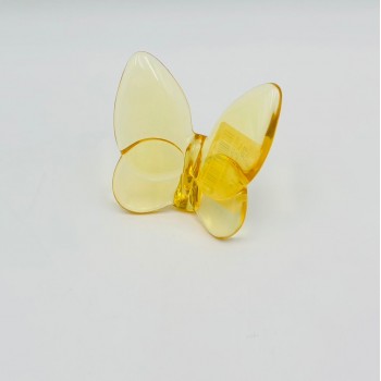 فراشة زجاج لون اصفر 