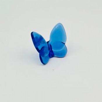 فراشة زجاج لون ازرق