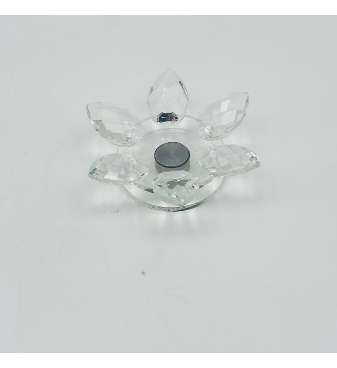 حامل شموع بتصميم لوتس 20سم حامل شموع بتصميم لوتس 20سم