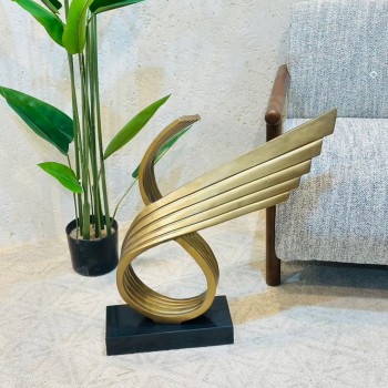 زينة ديكور سيراميك بريميوم من كازا تيتاني -70×75×15سم