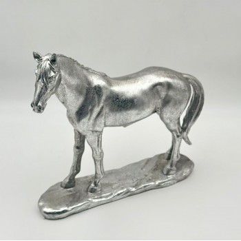 قطعة ديكور بتصميم  حصان فضي 32×32×8سم 