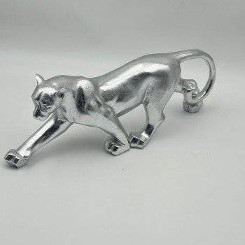 قطعة ديكور بتصميم  نمر فضي 38×15×5سم 