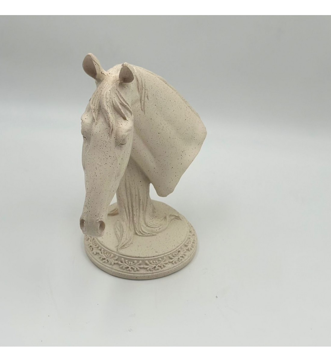 قطعة ديكور بتصميم    25×12×12سم 