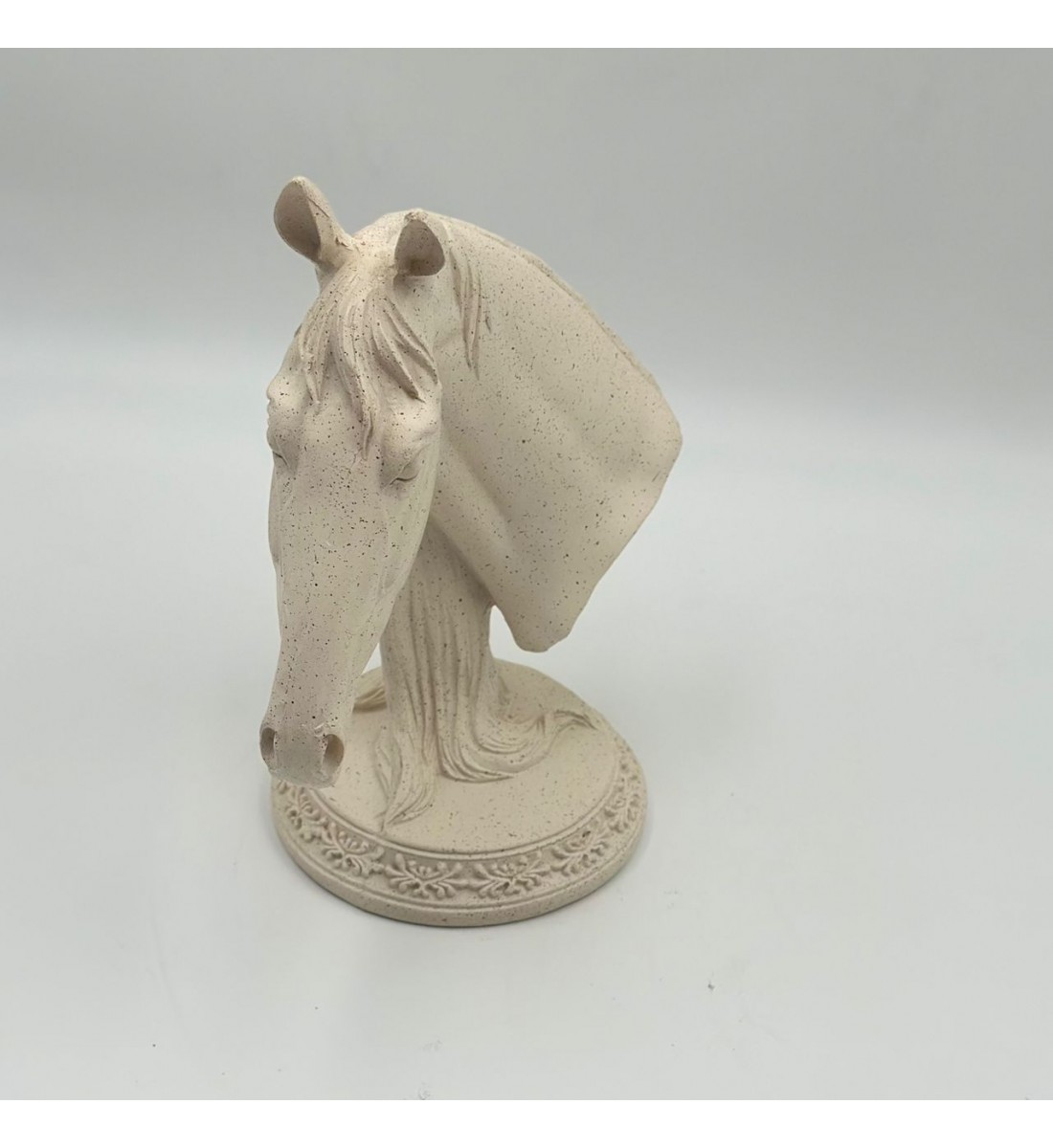 قطعة ديكور بتصميم    25×12×12سم 