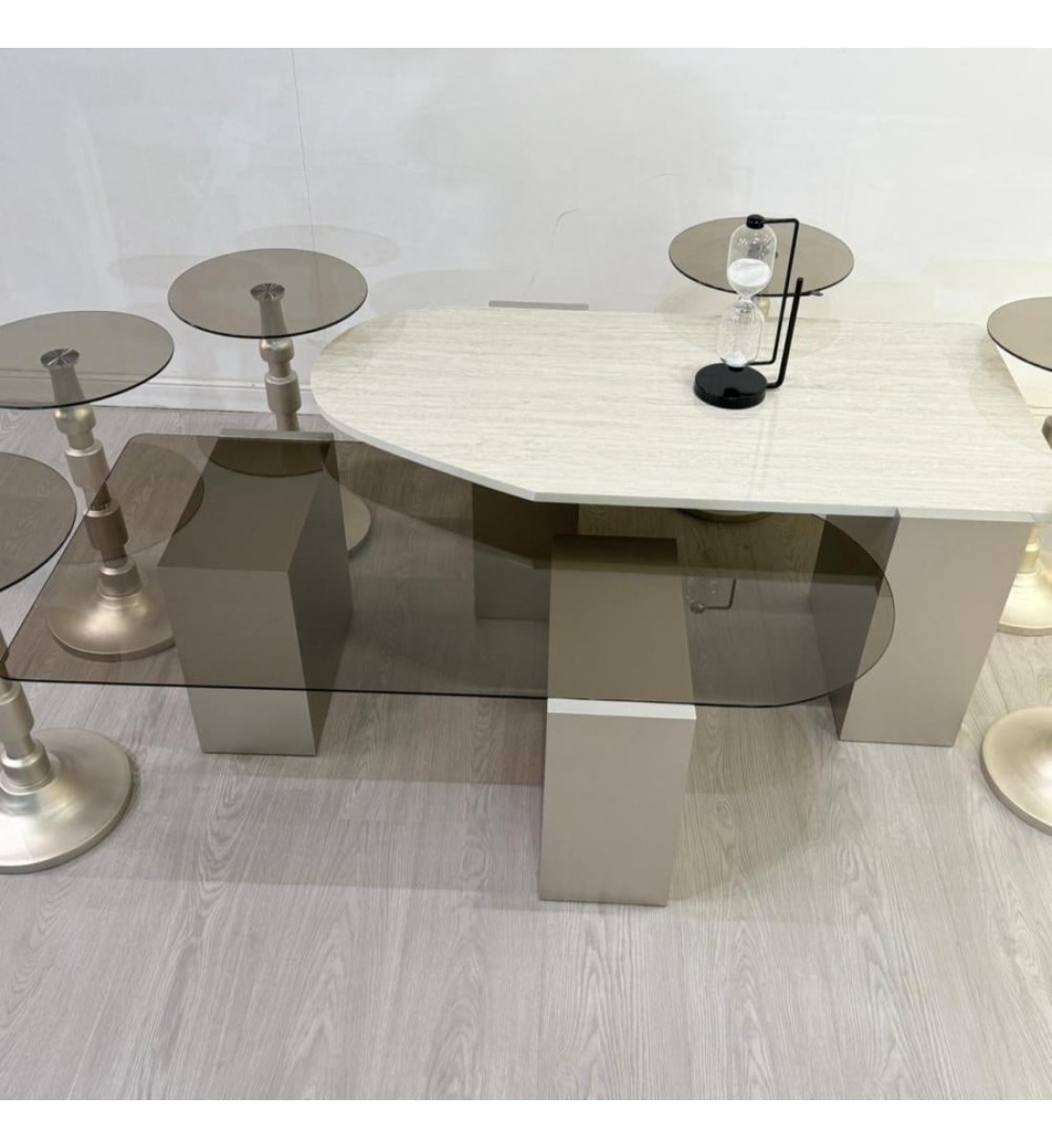 طقم طاولات سما 8قطع لون مكس   (منتج تفصيل )