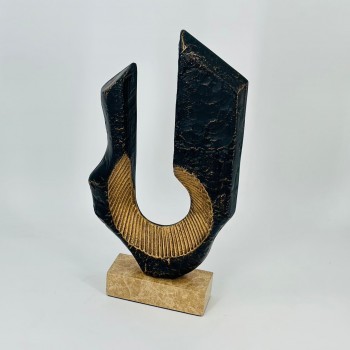 قطعة ديكور فنية بتصميم عصري مميز، تتميز بشكل هندسي أنيق40×15×6سم 