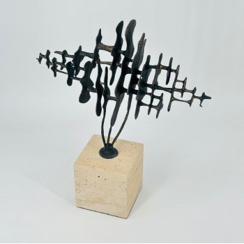 قطعة ديكور فنية بتصميم تجريدي جريء34×36×10سم