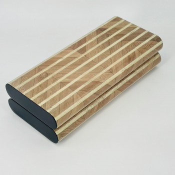 صندوق فاخر بتصميم أنيق يجمع بين الخشب الطبيعي واللون الأسود اللامع،30×33×6سم 