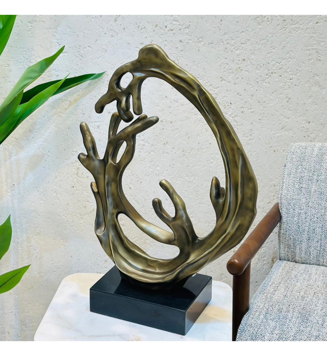 تحفة ديكور فنية بتصميم عصري مستوحى من حركة الطبيعة وتدفق الأمواج،63×44×16سم 