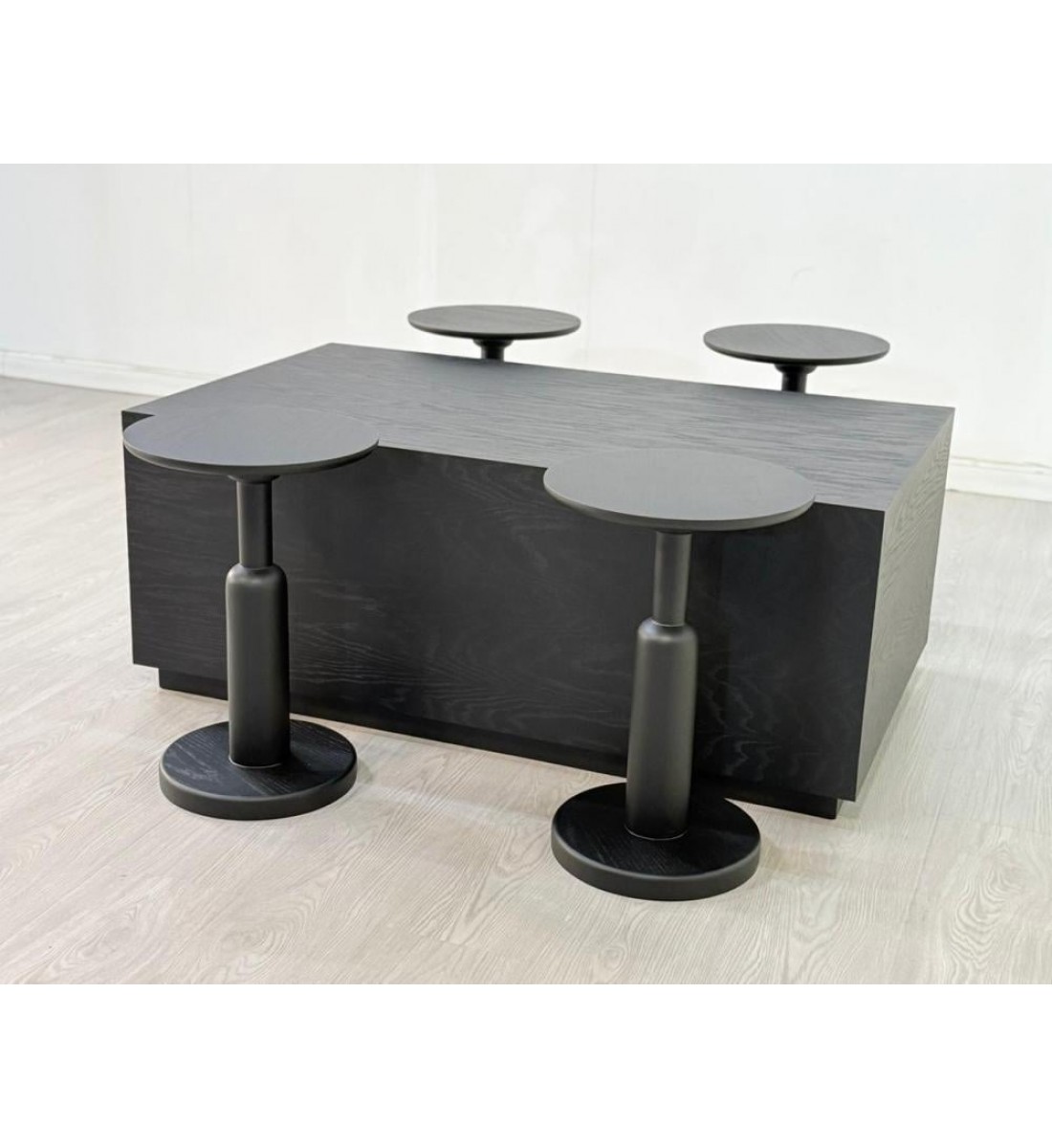 طقم طاولات تقديم خشب سنديان لون اسود 5قطع (منتج تفصيل )