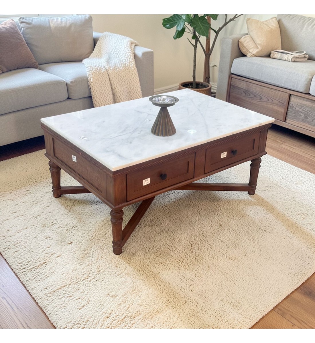 طاولة قهوة بتصميم كلاسيكي أنيق100×70×45سم (منتج تفصيل )