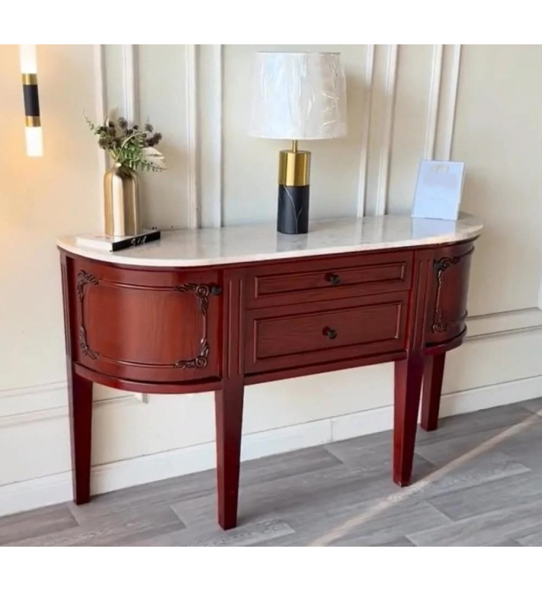 طاولة كونسول خشبية سطح رخامي ابيض – توازن مثالي بين العملية والأناقة الكلاسيكية (منتج تفصيل ) طاولة كونسول خشبية سطح رخامي ابيض – توازن مثالي بين العملية والأناقة الكلاسيكية (منتج تفصيل )