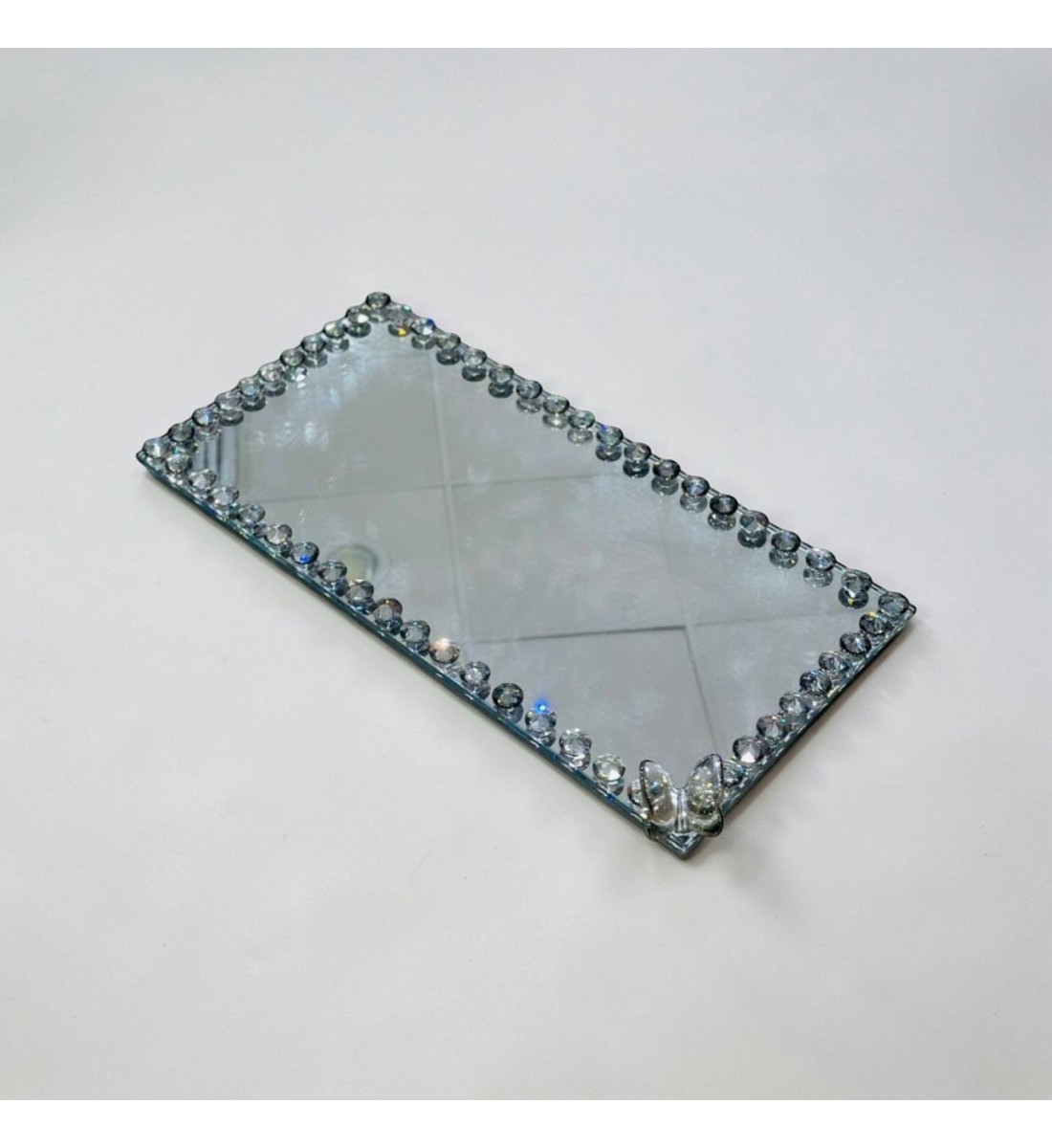 طوفرية تقديم مرايا 40×20×2سم 