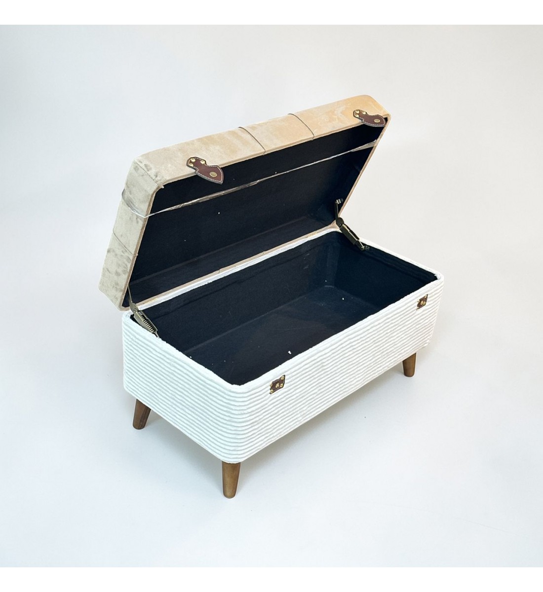 مقعد صندوق  سجاد بوكليه80×40×42سم 