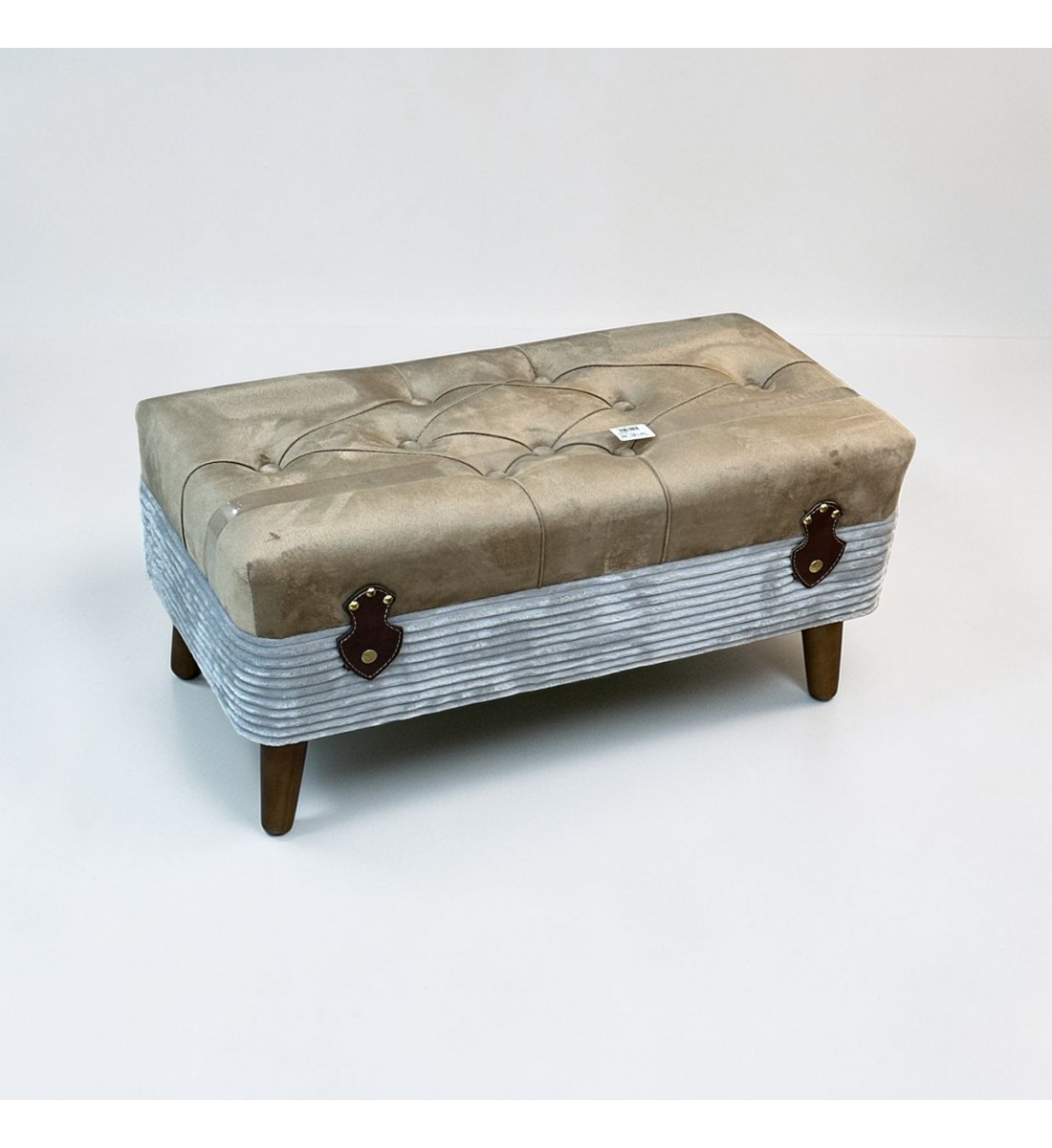 مقعد صندوق  سجاد بوكليه70×35×30سم 