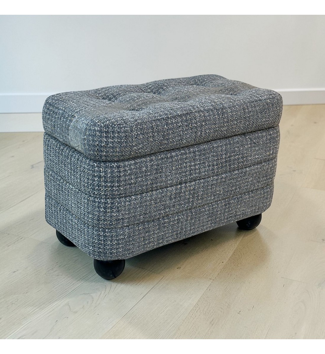 مقعد صندوق  سجاد بوكليه  54×27×36سم 