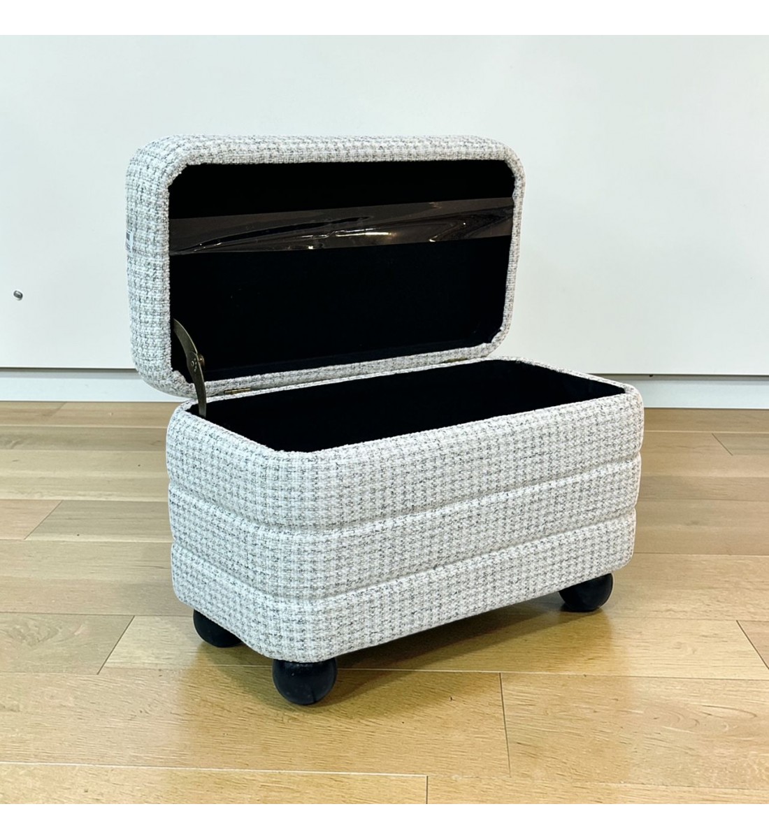 مقعد صندوق  سجاد بوكليه  54×27×36سم 