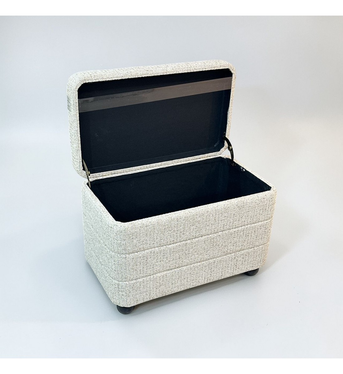 مقعد صندوق  سجاد بوكليه70×50×40سم 