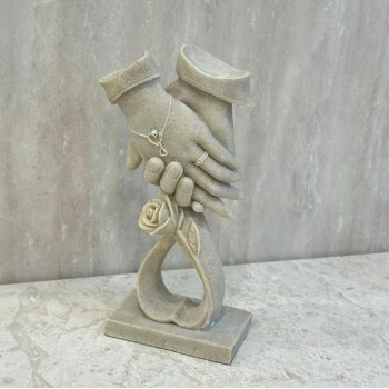 تحفة سيراميك بيج 26×12×7سم 