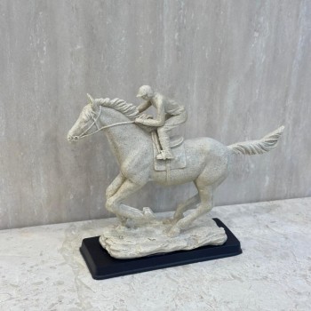 تحفة سيراميك بيج27×44×9سم 