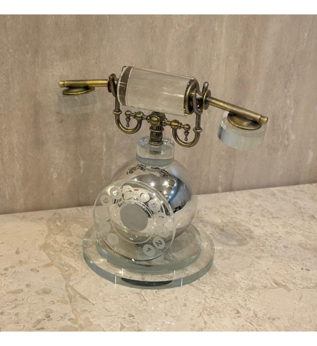 قطعة ديكور فاخرة مستوحاة من تصميم الهاتف الكلاسيكي القديم، 22×24×15سم 