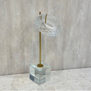 قطعة ديكور فنية بتصميم عصري أنيق تجمع بين البساطة والرقي،31×7×7سم 