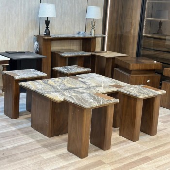 طقم طاولات ضيافة مع 4 خدمة قاعده خشب سطح رخام بريشا (منتج تفصيل )