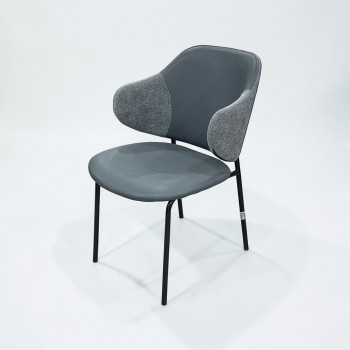 كرسي مفرد عصري وأنيق لتجربة جلوس لا مثيل لها  80×60×58سم 