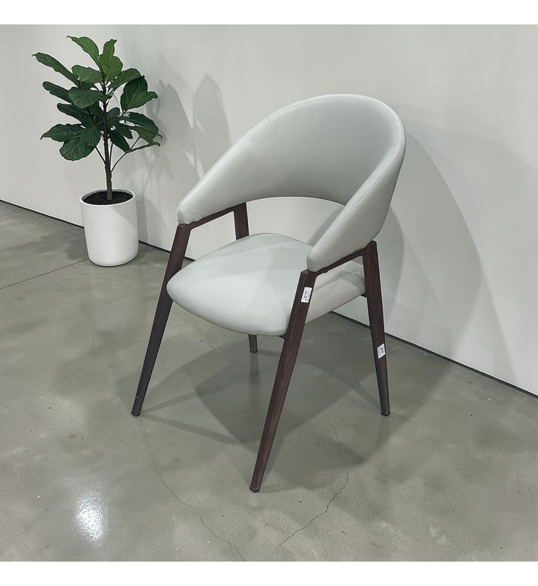 كرسي جلد 52×50×76سم 