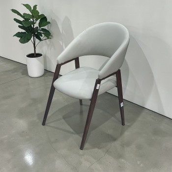 كرسي جلد 52×50×76سم 