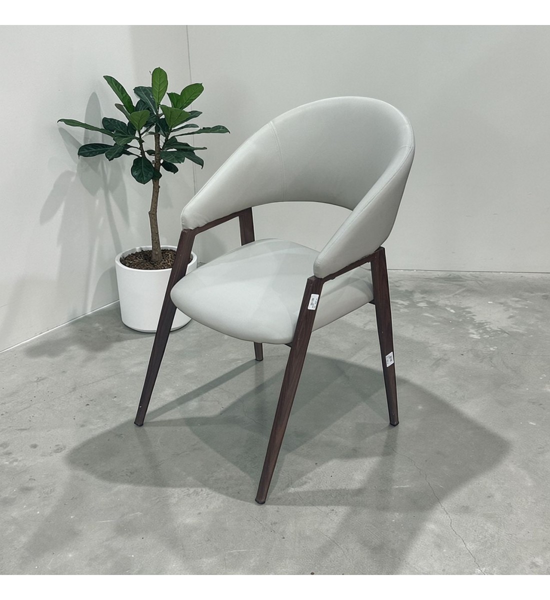 كرسي جلد 52×50×76سم 