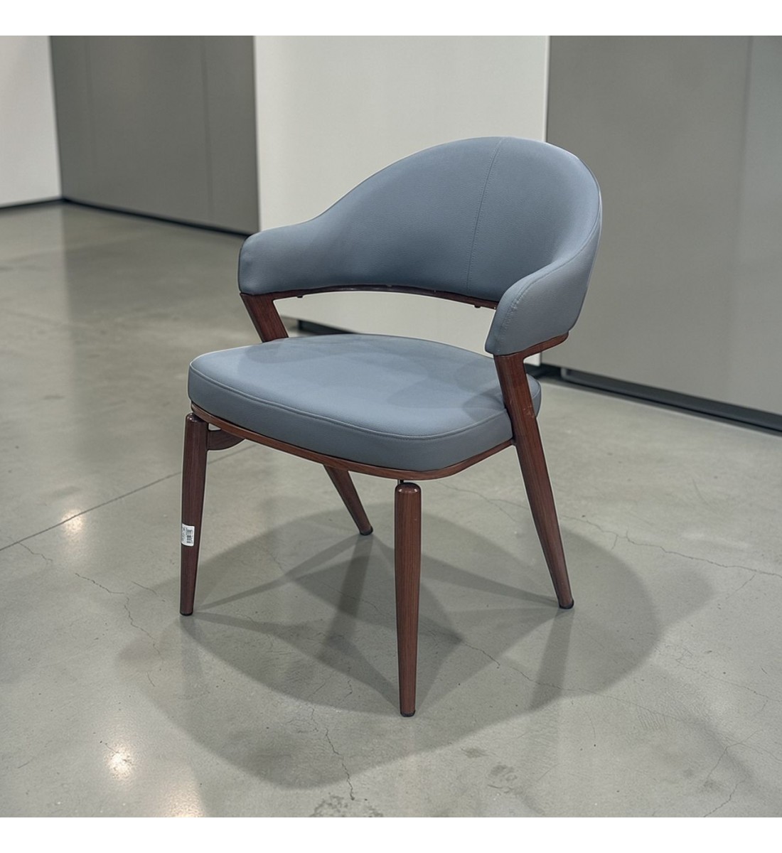 كرسي جلد 52×50×76سم 