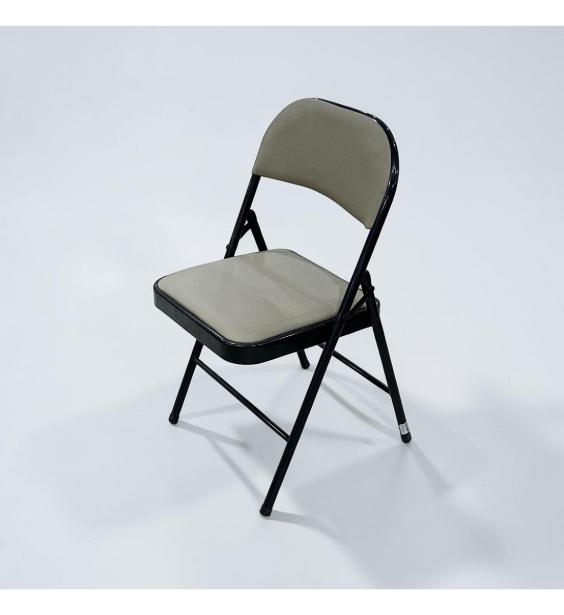 كرسي قابل للطي مبطن جلد ، كرسي قابل للطي مبطن جلد ،