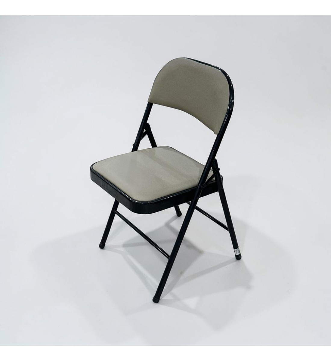 كرسي قابل للطي مبطن جلد ، كرسي قابل للطي مبطن جلد ،