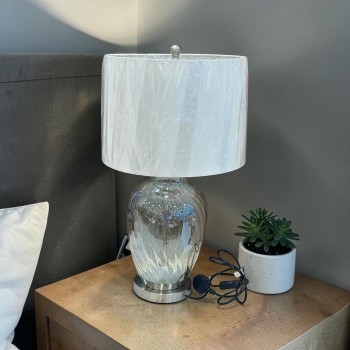 مصباح طاولة زجاج - أنثوني- 66×35×35سم 