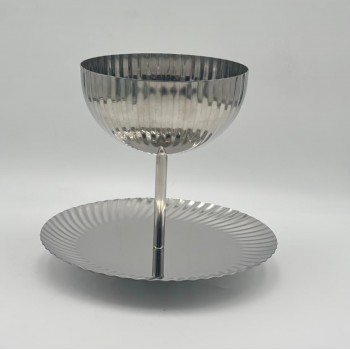 صحن تقديم معدنية فاخرة – تصميم أنيق وعصري 22×24×24سم 