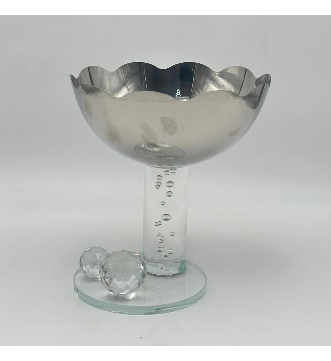 صحن تقديم معدنية فاخرة – تصميم أنيق وعصري 19×17×17سم 