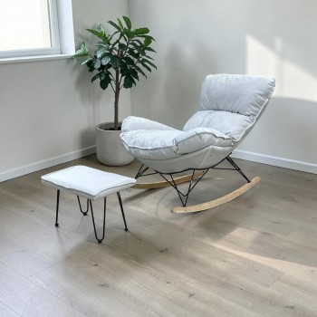 كرسي هزاز مع طاوله بتصميم مميز وعصرى