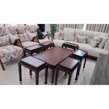 طقم طاولات تقديم  7قطع سطح قشرة الجوز الطبيعي قاعده خشب