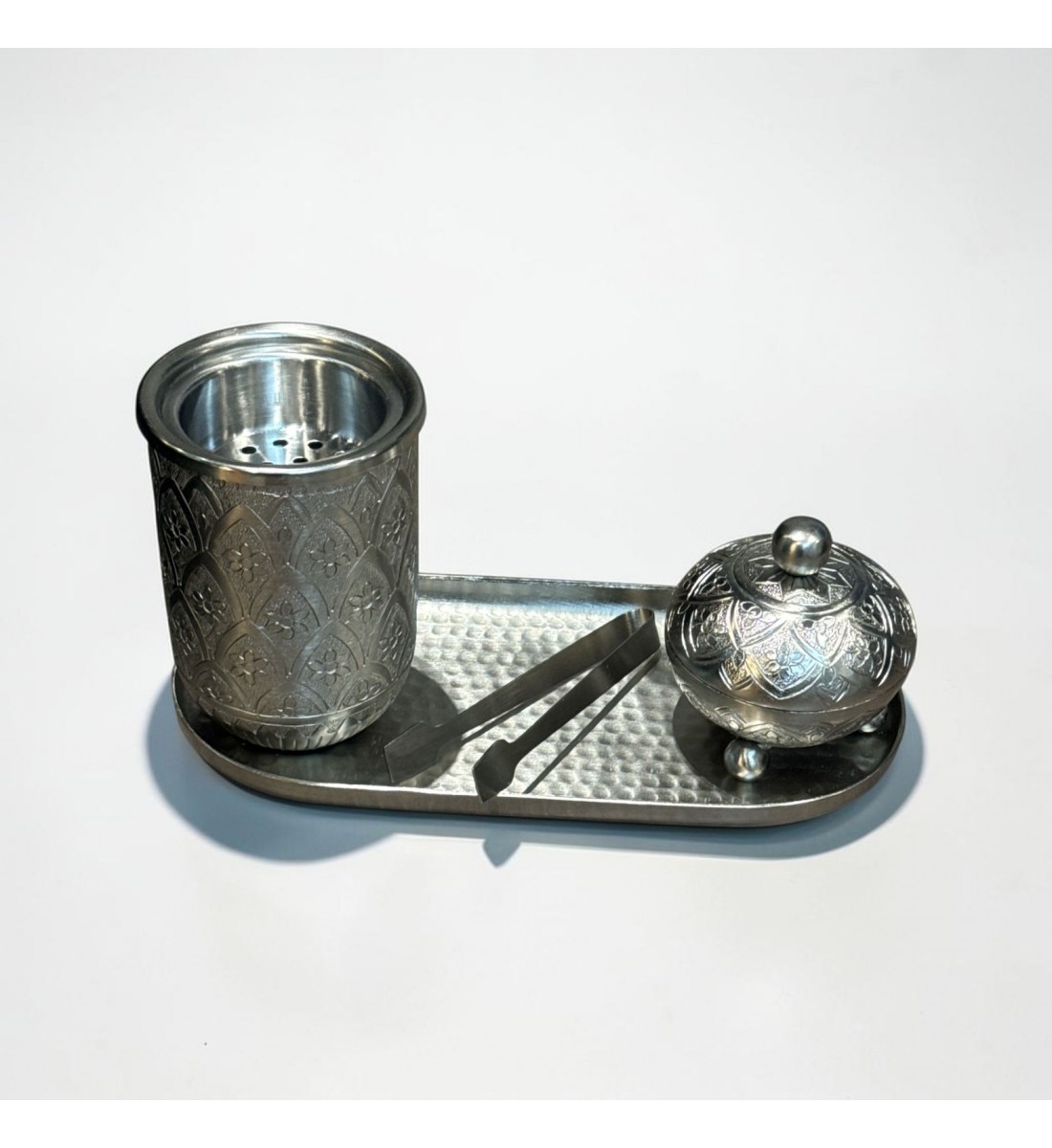 طقم مبخرة وعلبة عود وصينية ستيل فضي بتصميم انيق  